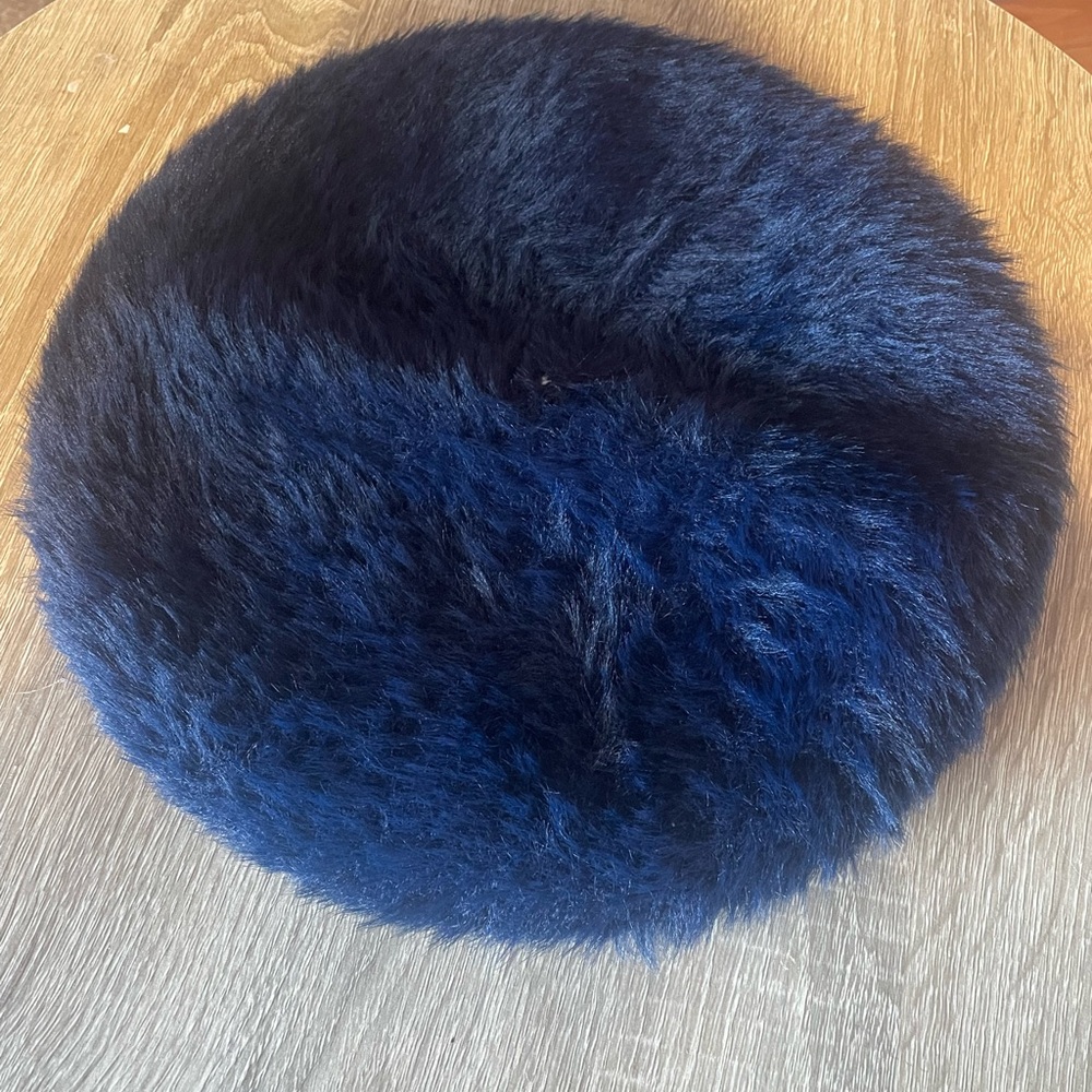 Luxurious Navy Faux Fur Beret